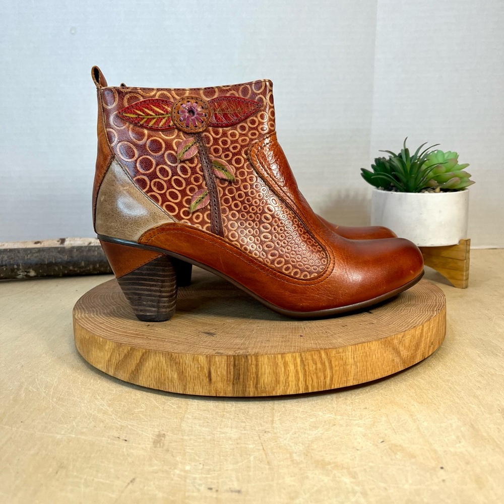 Women's Brown Leather Embroidered Heeled Ankle Boots